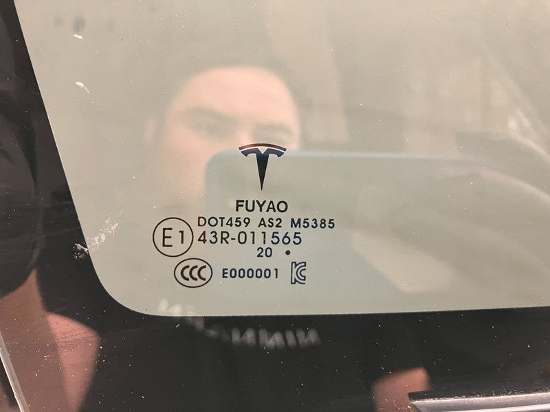 E1 43R-011565 ⭕ 2021-2023 Tesla Model S Rear Driver Side Quarter Window Glass Left LH 1600155