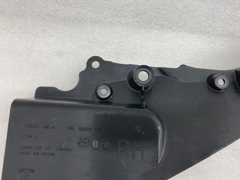 160685100A ⭕ 21-23 Model S Front Passenger Side Tower Shock Cover Trim Right 1606851-00-A
