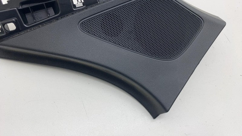 9Y3.867.246 ⭕2019-2024 Porsche Cayenne Rear Right Quarter D-Pillar Trim w/ Speaker 9Y3867246