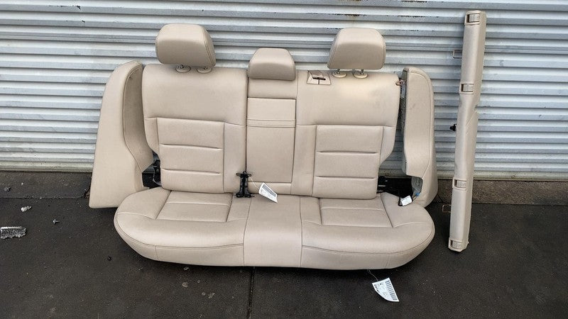 ⭕ 2014-2016 Mercedes-Benz E350 E-Class Rear 2nd Row Seat and Bolster Assembly