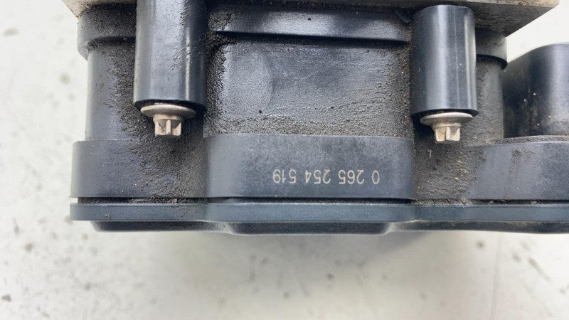 103779700B 2012-2015 Tesla Model S Anti-Lock ABS Brake Pump Hydraulic Control Unit Module