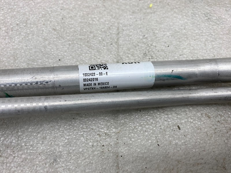 1032423-00-E ⭕ 2016-2020 Tesla Model X MX Left Rocker to RH Vacuum A/C Line Assy 1032423-00-E