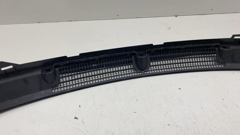 ⭕ 2014-2021 BMW i3 I01 Front Windshield Cowl Grille Vent Panel Cover 5