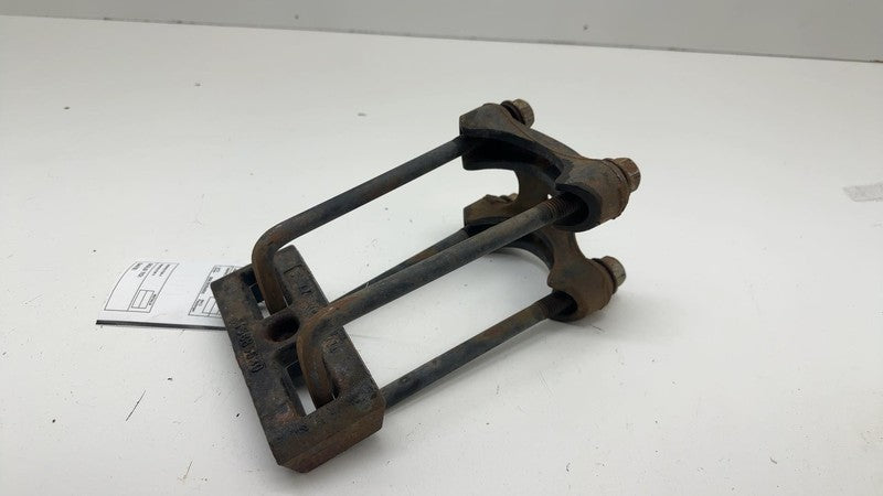 23450470 ⭕ 2014-2019 Silverado 1500 Rear Axle Mounting Hardware Assembly 15885530