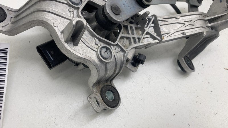 ⭕ 24-25 Tesla Cybertruck Windshield Wiper Motor Mechanism Assembly 185