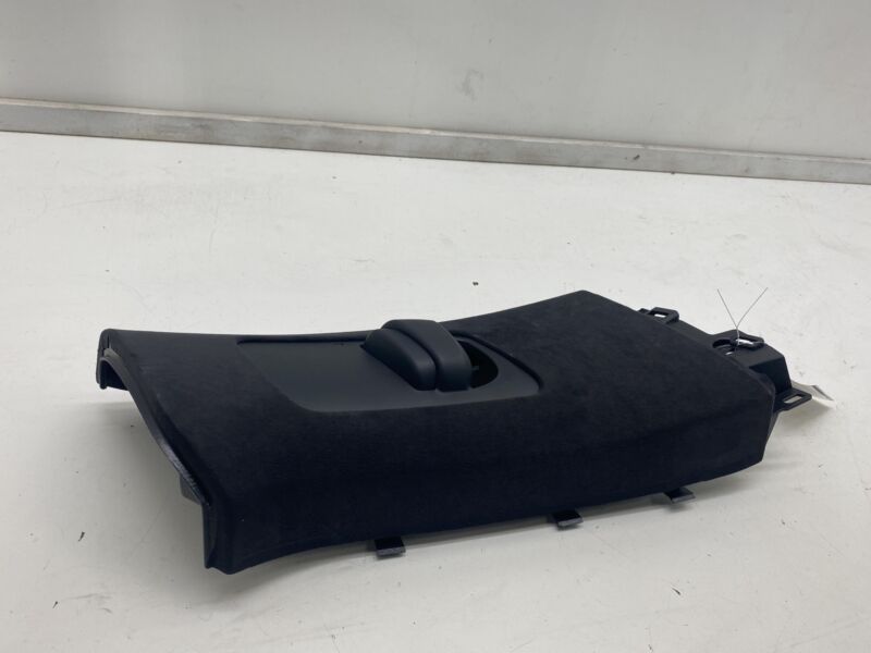 1035954 16 I 16-20 Tesla Model X Passenger B-Pillar Upper Trim Cover Panel Right 1035954-16-I