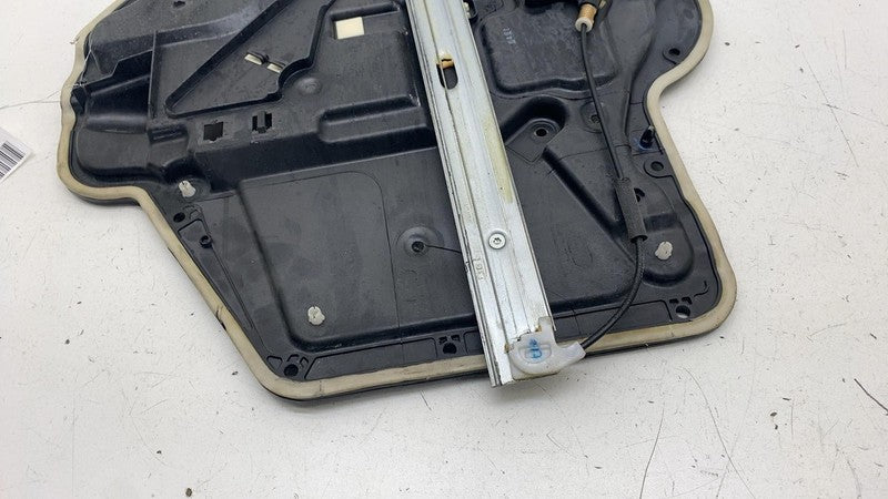 68244606AC ⭕ 07-18 Jeep Wrangler Front Passenger Side Door Window Regulator & Carrier Right