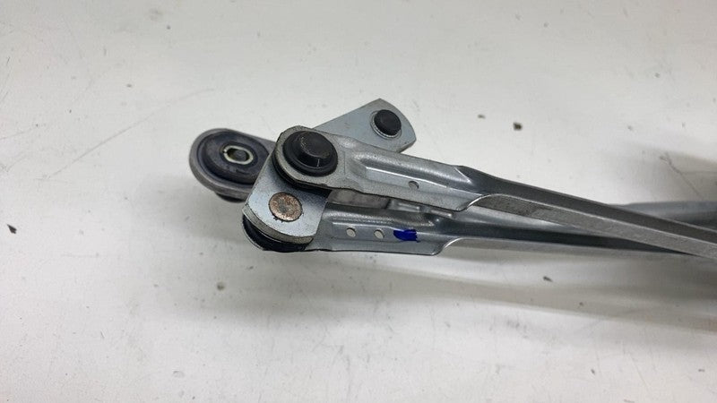 ⭕ 17-23 Model 3 M3 Front Windshield Wiper Motor & Linkage w/ Module 10