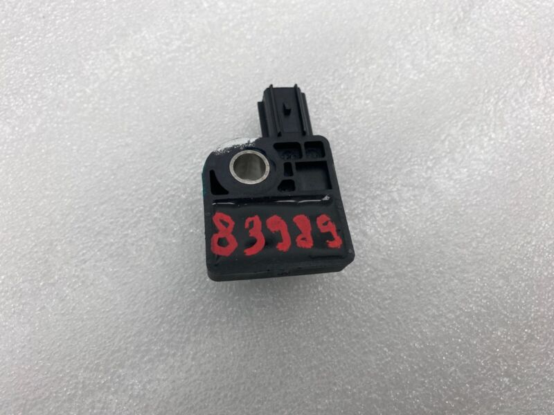 2012 2013 2014 2015 Tesla Model S C-Pillar Acceleration Impact Sensor Assembly