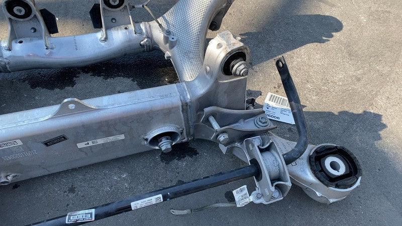 6861459-01 ⭕ 2018-2022 BMW 530e xDrive G30 Rear Suspension Subframe w/ Stabilizer Sway Bar