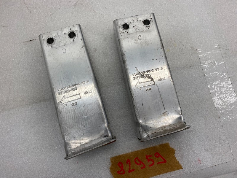 1109193 00 C ⭕ 17-23 Model 3 Y Front Bumper Reinforcement Crush Can Bracket x2 1109193-00-C