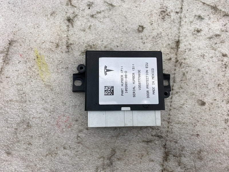 1055891-00-D ⭕16-25 Model X Falcon Door Controller Ultrasonic ECU Control Module 1055891-00-D