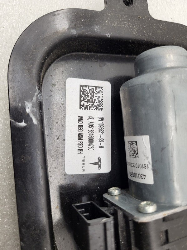 ⭕ 17-23 Model 3 Front Passenger Side Window Regulator & Motor Right 10