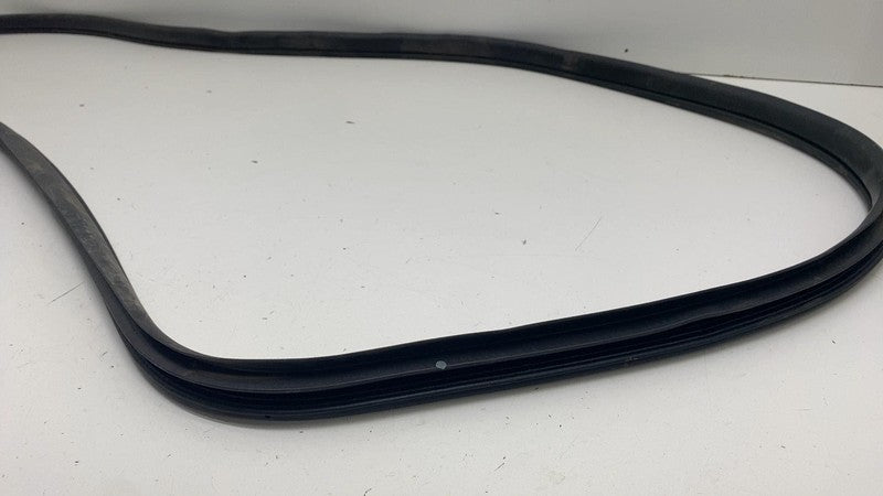 ⭕18-23 Subaru XV Crosstrek Front Driver Side Door Body Weatherstrip Seal Left LH