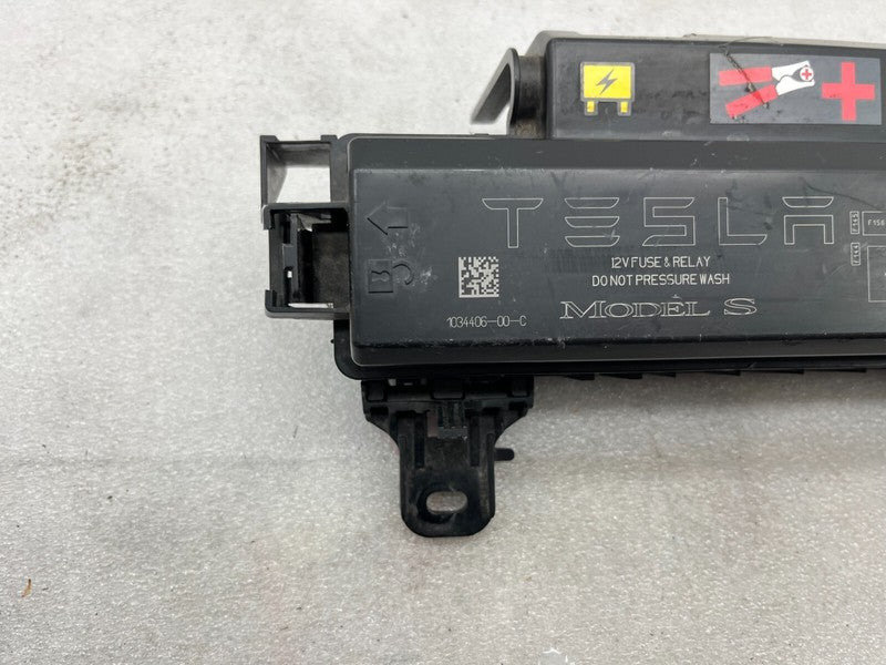 1034406 00 C ⭕16-20 Model S Front Trunk Frunk Engine Bay Under Hood Fuse Box 12V 1034406-00-C
