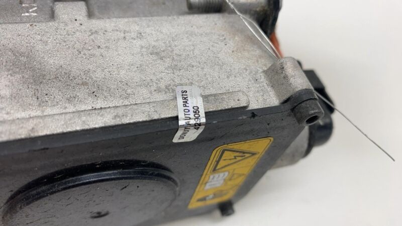 1038901 00 D 2012-2020 Tesla Model S MS Electric Battery Heater w/ Wire Harness & Bracket OEM