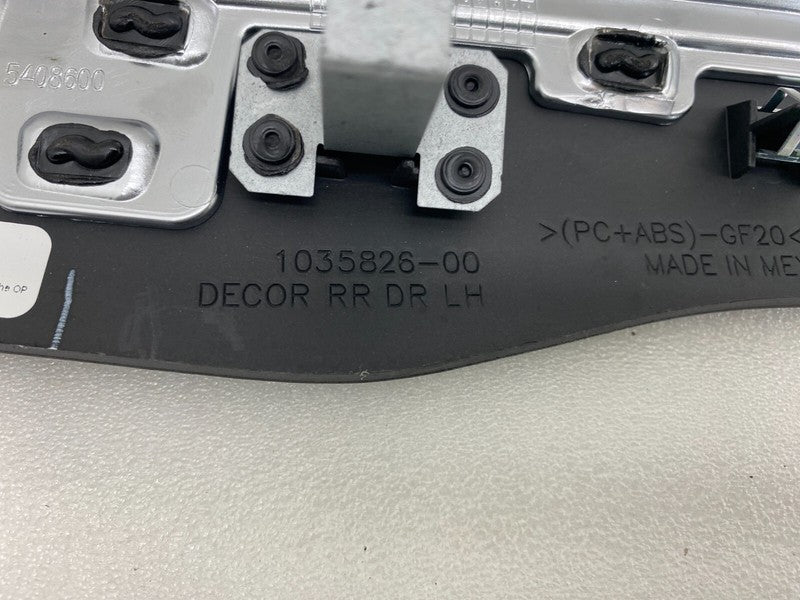 103582607A ⭕16-20 Model X Rear Left/Right Door Decor Trim Molding 1035826-07-A/1036081-07-A
