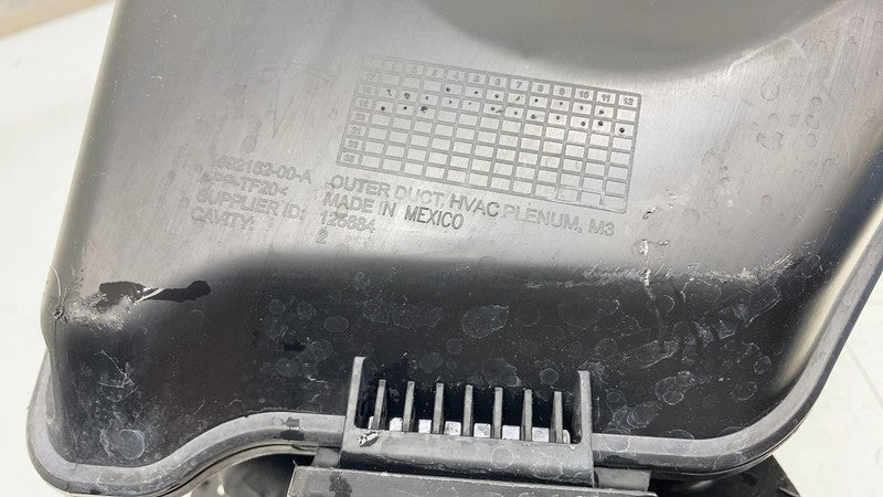 ⭕ 17-23 Model 3 Thermal Heater Cabin HVAC Inlet Plenum Inner Duct 1107