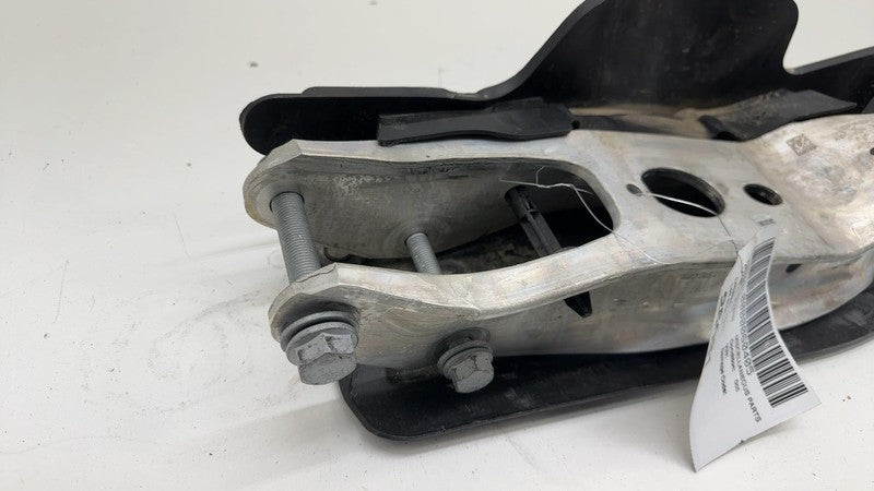 4M0 505 311 J ⭕ 24 Porsche Cayenne Rear Left Lower Control Arm Spring Seat & Shield 4M0505311J