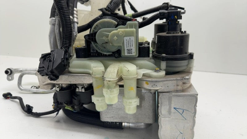 154759500E 21-24 Model 3 Supermanifold Refrigerant Chiller + Coolant Reservoir 1547595-00-E