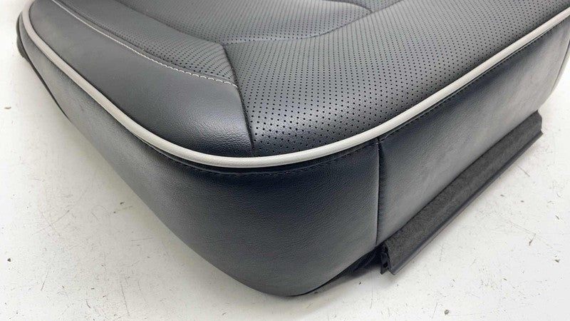 ⭕ 17-25 Chrysler Pacifica Rear Passenger Side 2nd Row Seat Lower Cushion Right