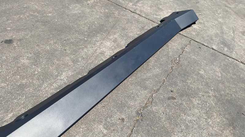 181659700C ⭕ 2024-2025 Cybertruck Left Rocker Panel Skirt Trim Molding Cover 1816597-00-C