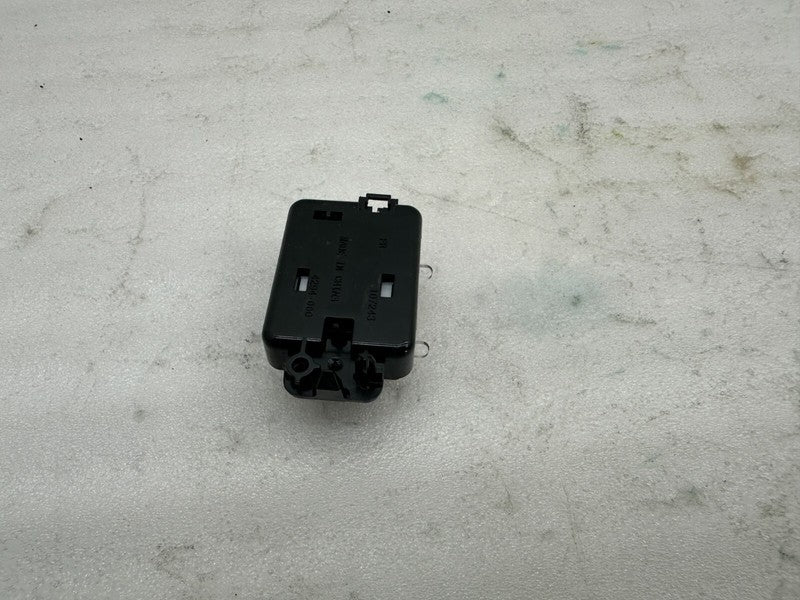 4294-000 ⭕2012-2020 Tesla Model S Interior Roof Dome Lamp Courtesy Reading Map Light Assy