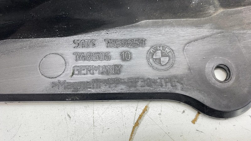 51717359257 2018-2020 BMW 530e Front Underhood Cowl Center Partition Upper Trim Panel Cover