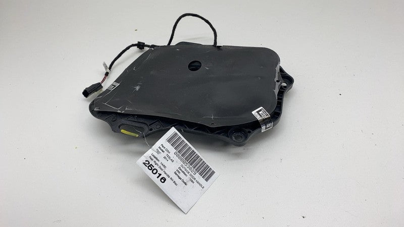 2012-2015 Tesla Model S MS Rear Passenger Side Exterior Door Handle Outer Right