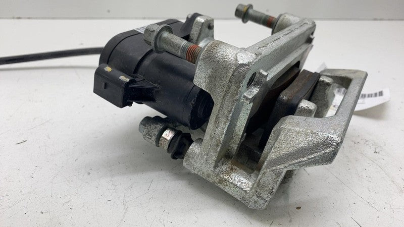 ⭕ 2022-2024 Hyundai Ioniq 5 Rear Driver Side Brake Caliper w/ Actuator Left OEM