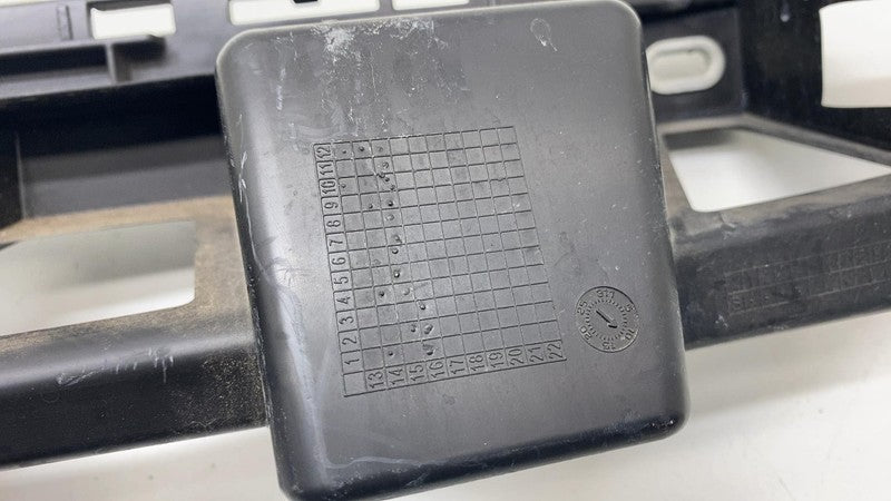 A 166 885 41 65 2016-2019 Mercedes-Benz GLE350 Rear Bumper Center Mount Bracket Support Assembly