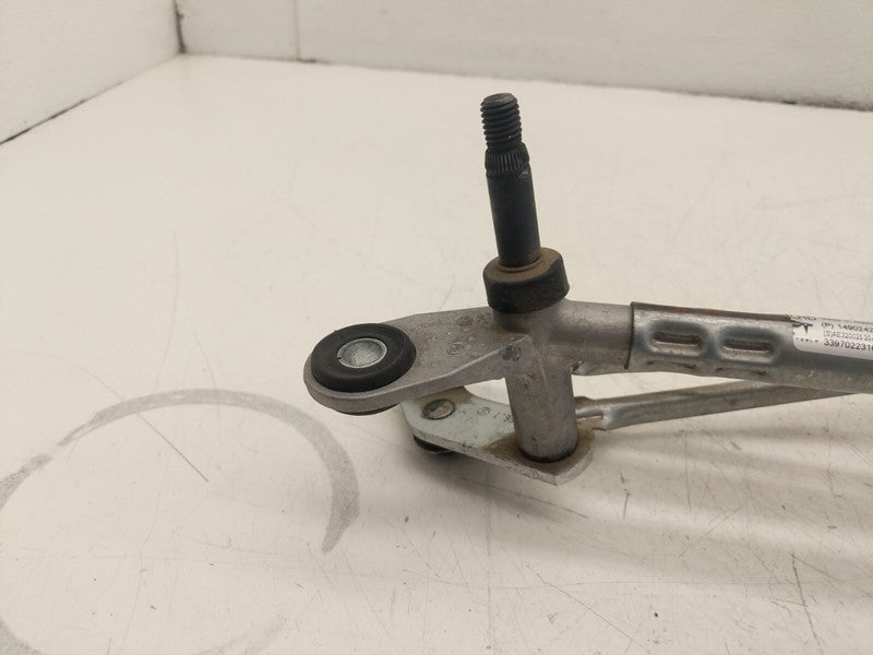 ⭕ 2020-2024 Model Y Front Windshield Wiper Linkage Motor & Module 1490