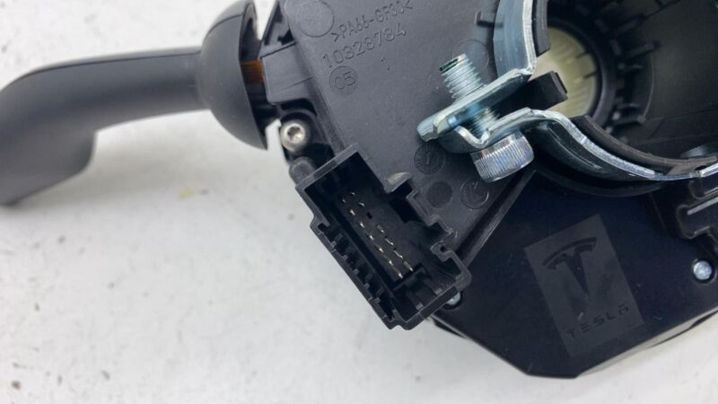2017-2024 Tesla Model 3 Y Turn Signal Headlight Wiper Flasher Combination Switch