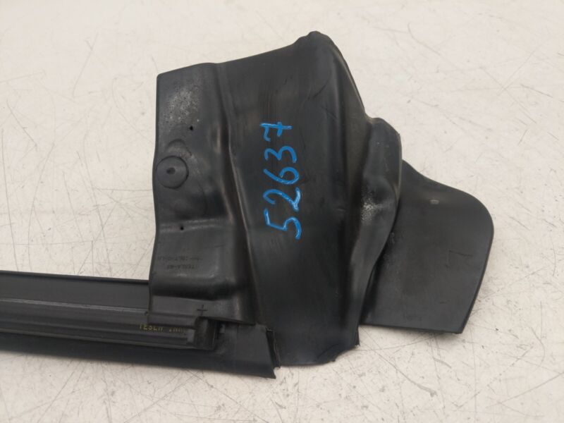 1090503-00-F ⭕ 2017-2023 Model 3 Rear Door Window Inner Belt Rubber Seal Left 1090503-00-F