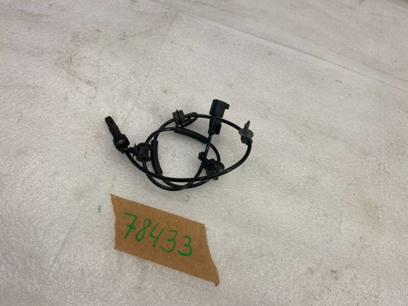2017-2023 Tesla Model 3 Y Front Left or Right Anti-Lock ABS Wheel Speed Sensor