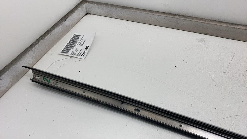 103225098J ⭕ 2016-2023 Tesla Model X MX Rear Door Upper Strip Molding Right RH 1032250-98-J