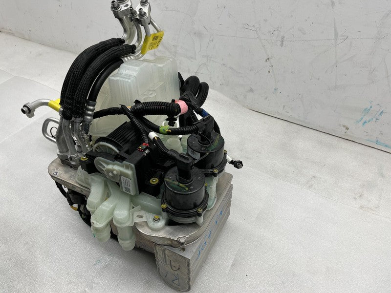 1506859 00 D ⭕2020-2023 Tesla Model Y Supermanifold Refrigerant Chiller LCC Coolant Reservoir