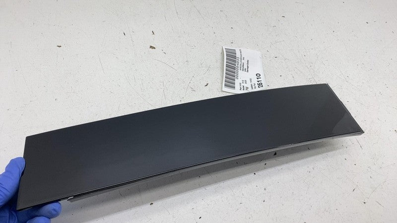 PT00012118-J ⭕ 2022-2025 Rivian R1S Front Right Side Door Moulding Trim Panel PT00012118-J