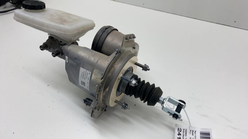 118867100A 2020-2024 Tesla Model Y iBooster Power Brake Booster Master Cylinder Reservoir