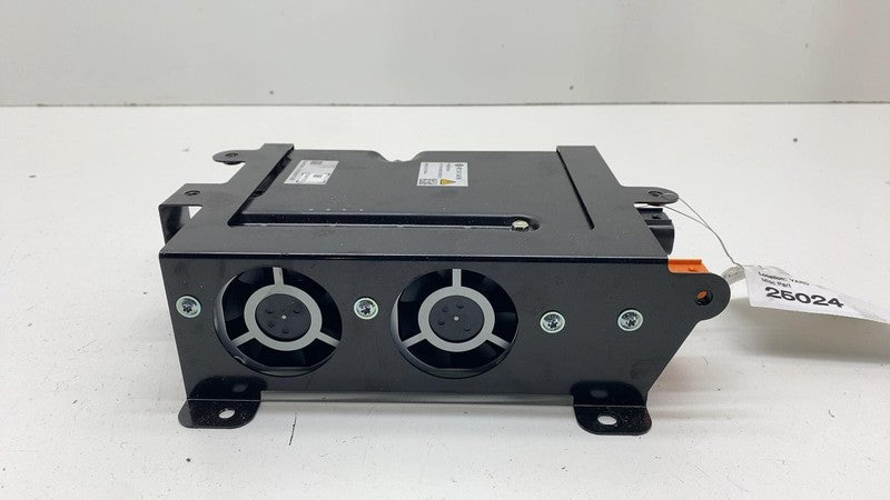 ⭕ 22-25 Rivian R1T R1S HV Power Inverter Converter Control Module PT00