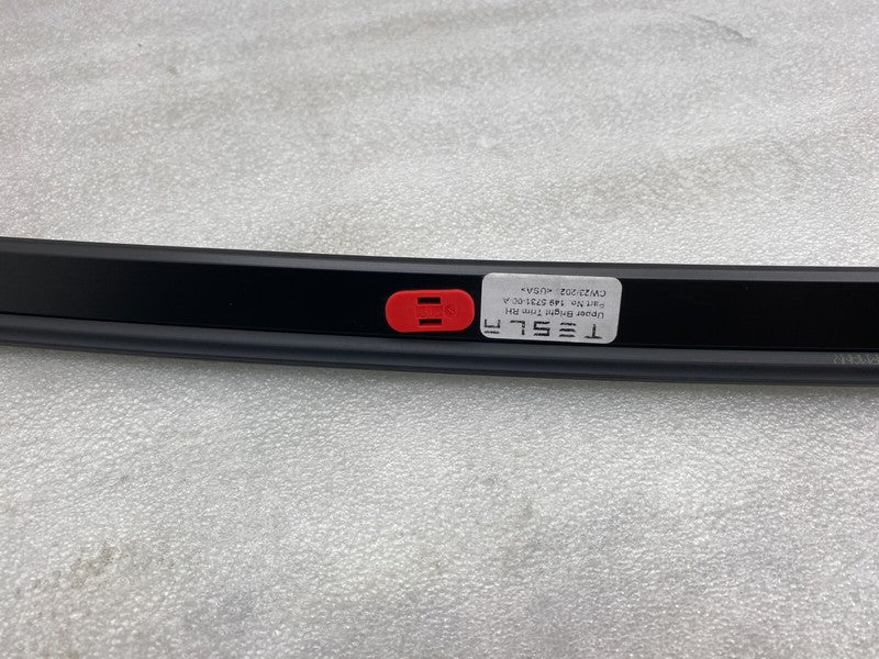 1495731 00 A ⭕ 2020-2023 Tesla Model Y Right Upper Bright Trim Mold Roof Molding 1495731-00-A