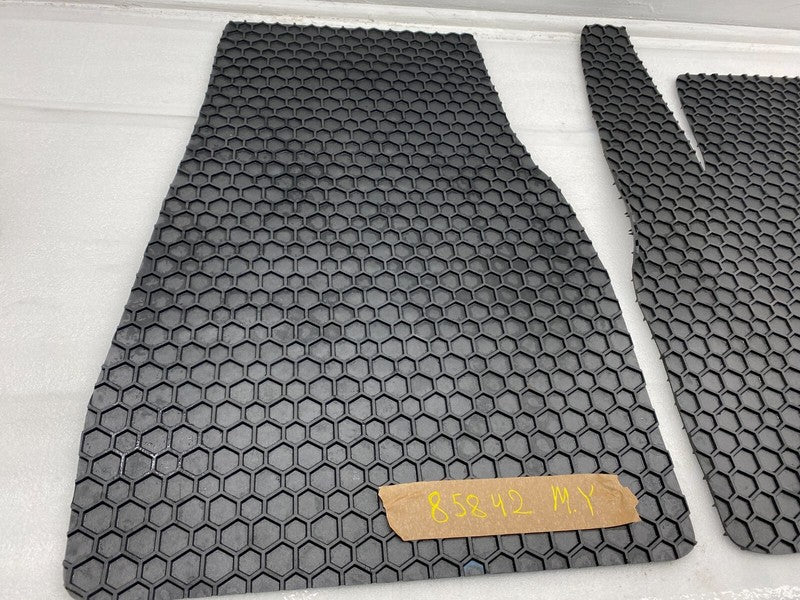 ⭕ 2020-2023 Tesla Model Y MY Front Left & Right Interior Floor Mat Carpet Black