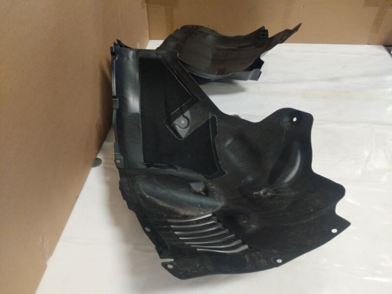 705-269243-4 2020-2024 Tesla Model Y MY Front Left Fender Wheel Arch Liner Splash Shield LH