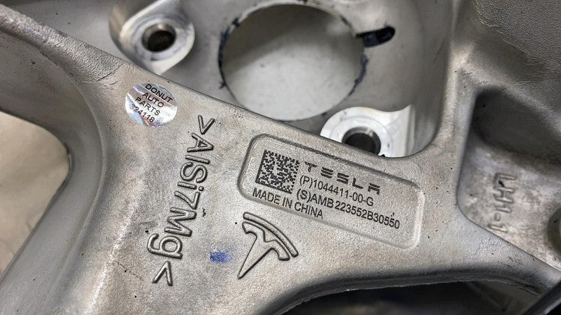 ⭕ 2017-2023 Model 3 Rear Left Suspension Knuckle Spindle w/ Shield 104