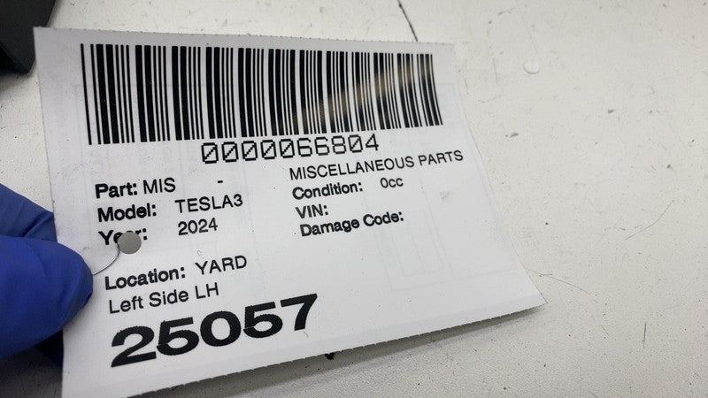 ⭕ 2024-2025 Model 3 Rear Left Taillight Tail Lamp Mount Bracket LH 175