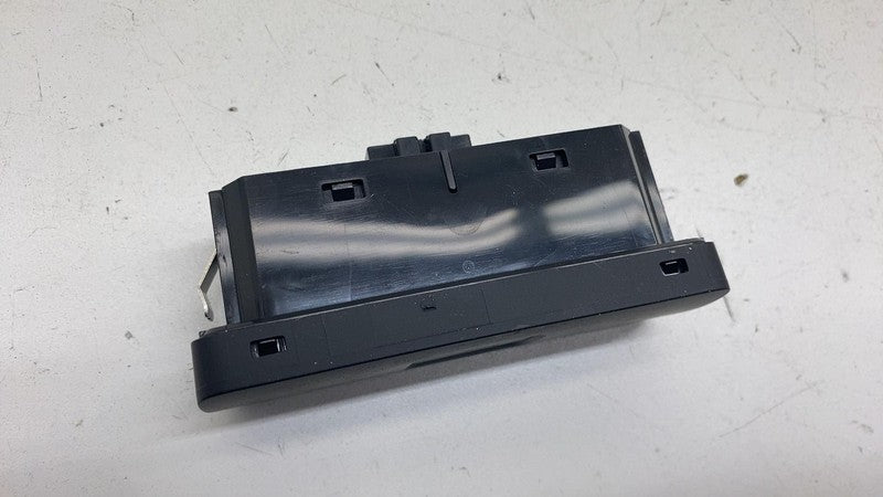 32350330 ⭕ 23-25 Polestar 2 Trunk Tailgate Opening Switch Release Control Button 32350330