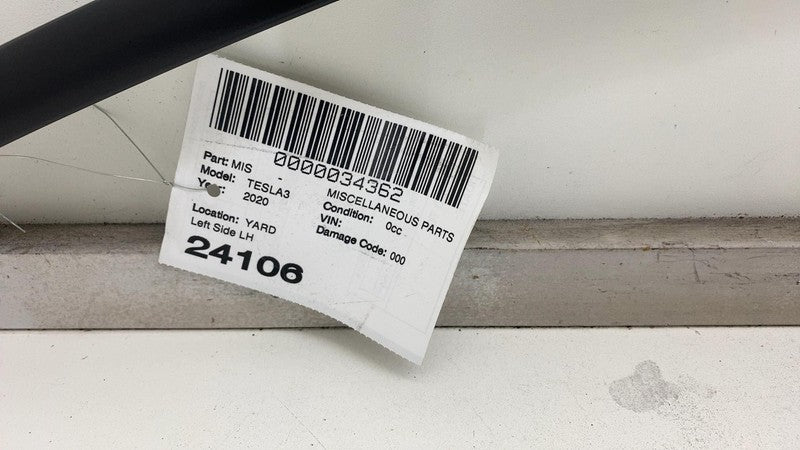 ⭕ 20-25 Model 3 Driver Side Upper Bright Trim Roof Molding Left LH 108