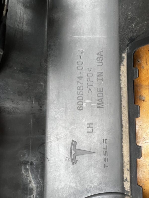 600587400J ⭕ 2012-2020 Tesla Model S Skirt Rocker Molding Sill Panel Left OEM 6005874-00-J
