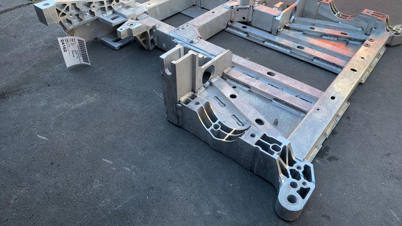 PT00001865 P ⭕ 2022-2023 Rivian R1S Front Subframe Bare Undercarriage Crossmember PT00001865P