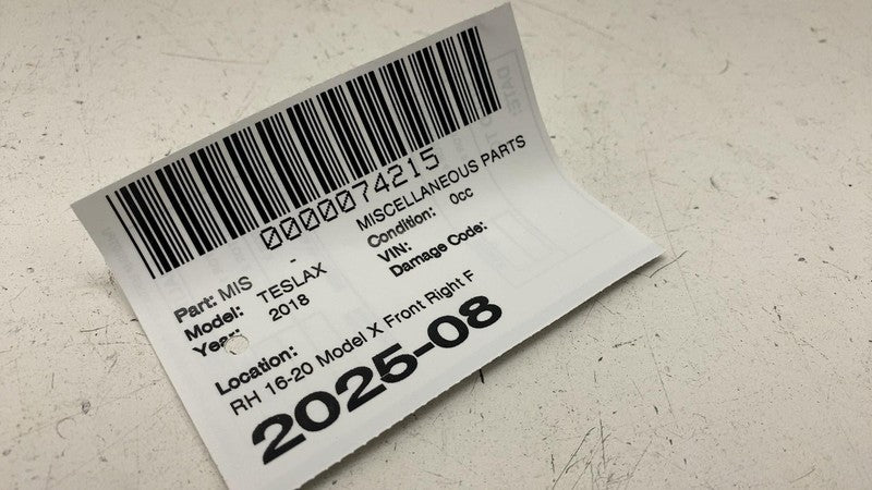 ⭕16-20 Model X Front Right Fog Light Eyelet Chrome Trim 1049612-00-E/1